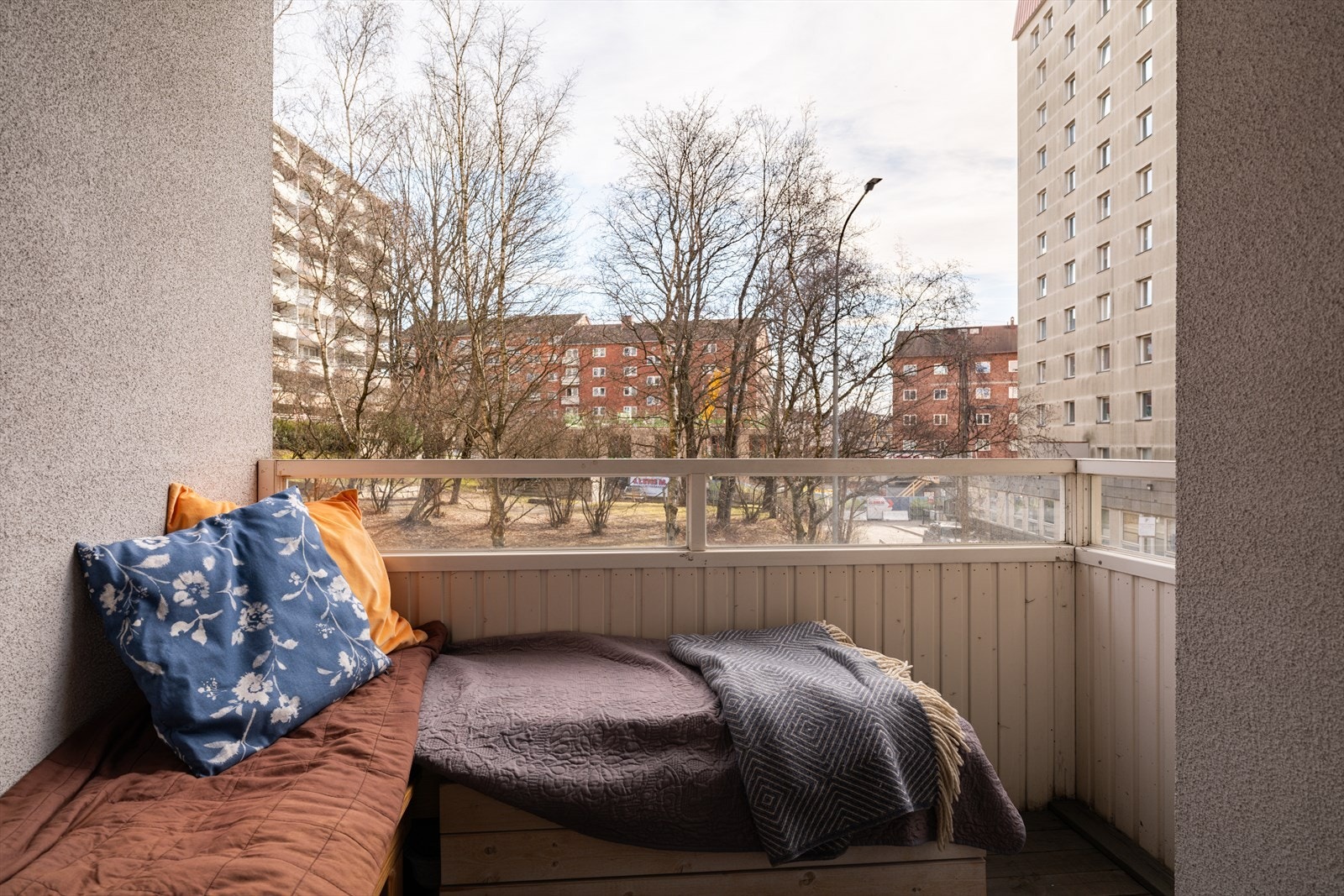 Selger opplyser at det er sol på morgenen frem til ca. kl. 14 i sommerhalvåret. Galleribilde