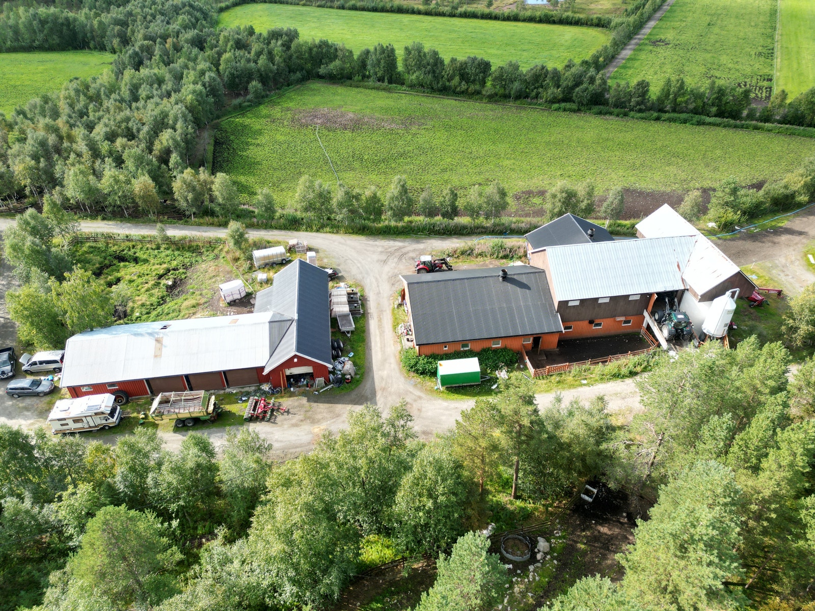 Gårdsbygninger Galleribilde
