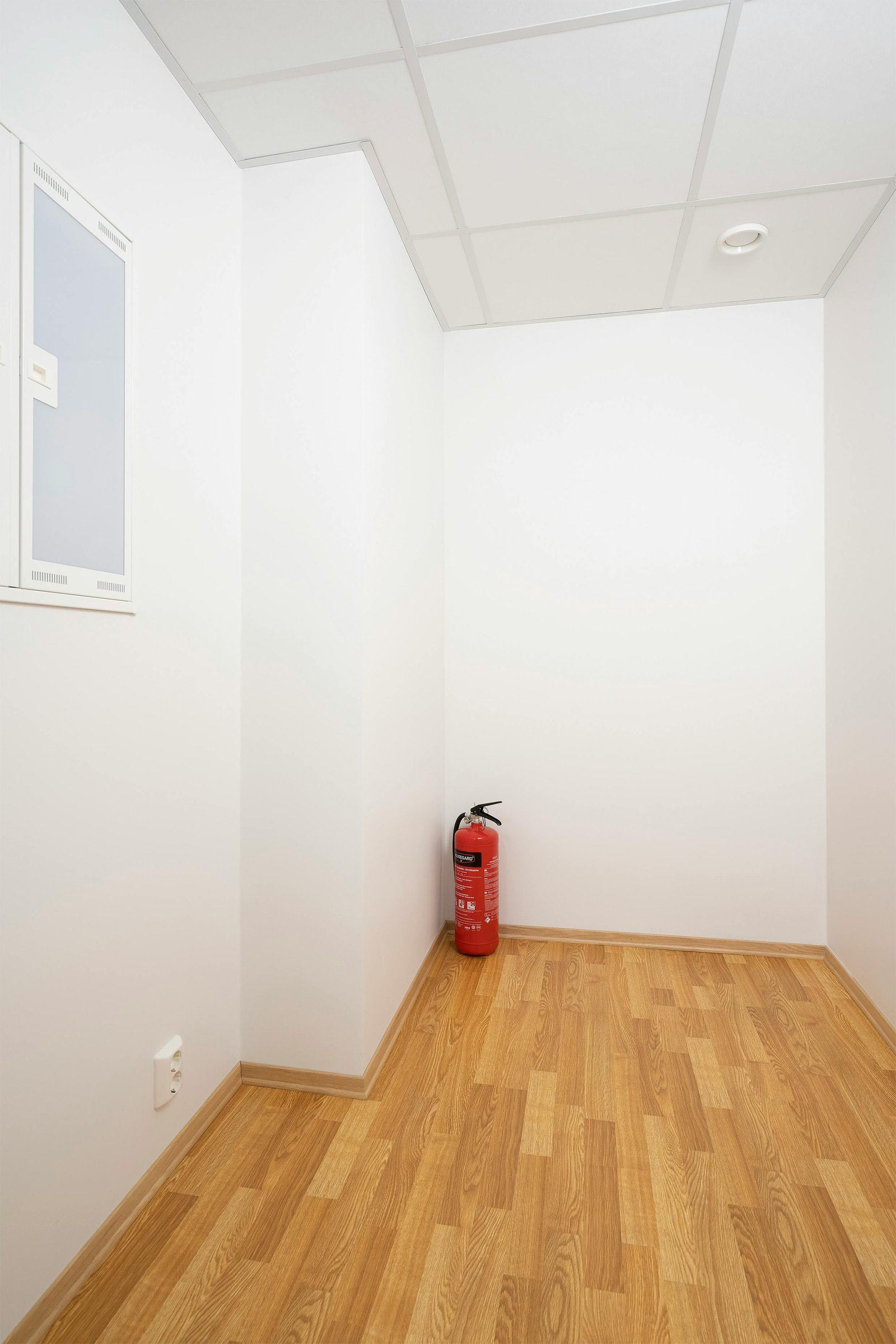 Innvendig bod i tillegg til bod rett over gangen på 5m2 Galleribilde