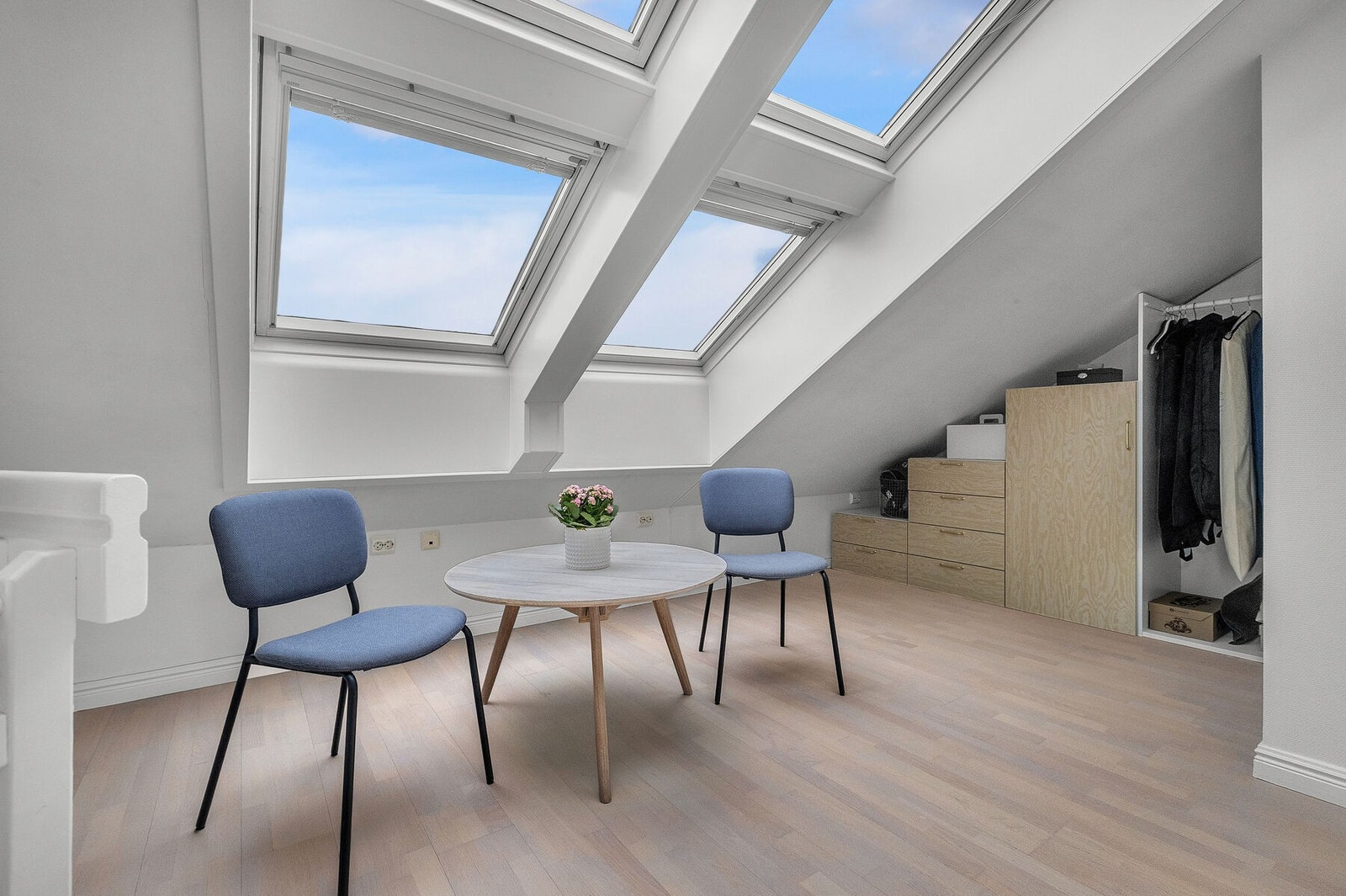 Loftstue Galleribilde