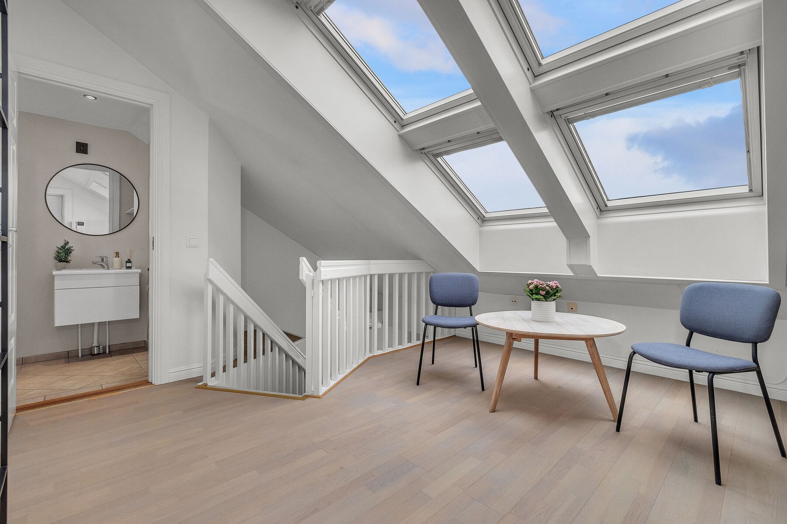 Loftstue Galleribilde