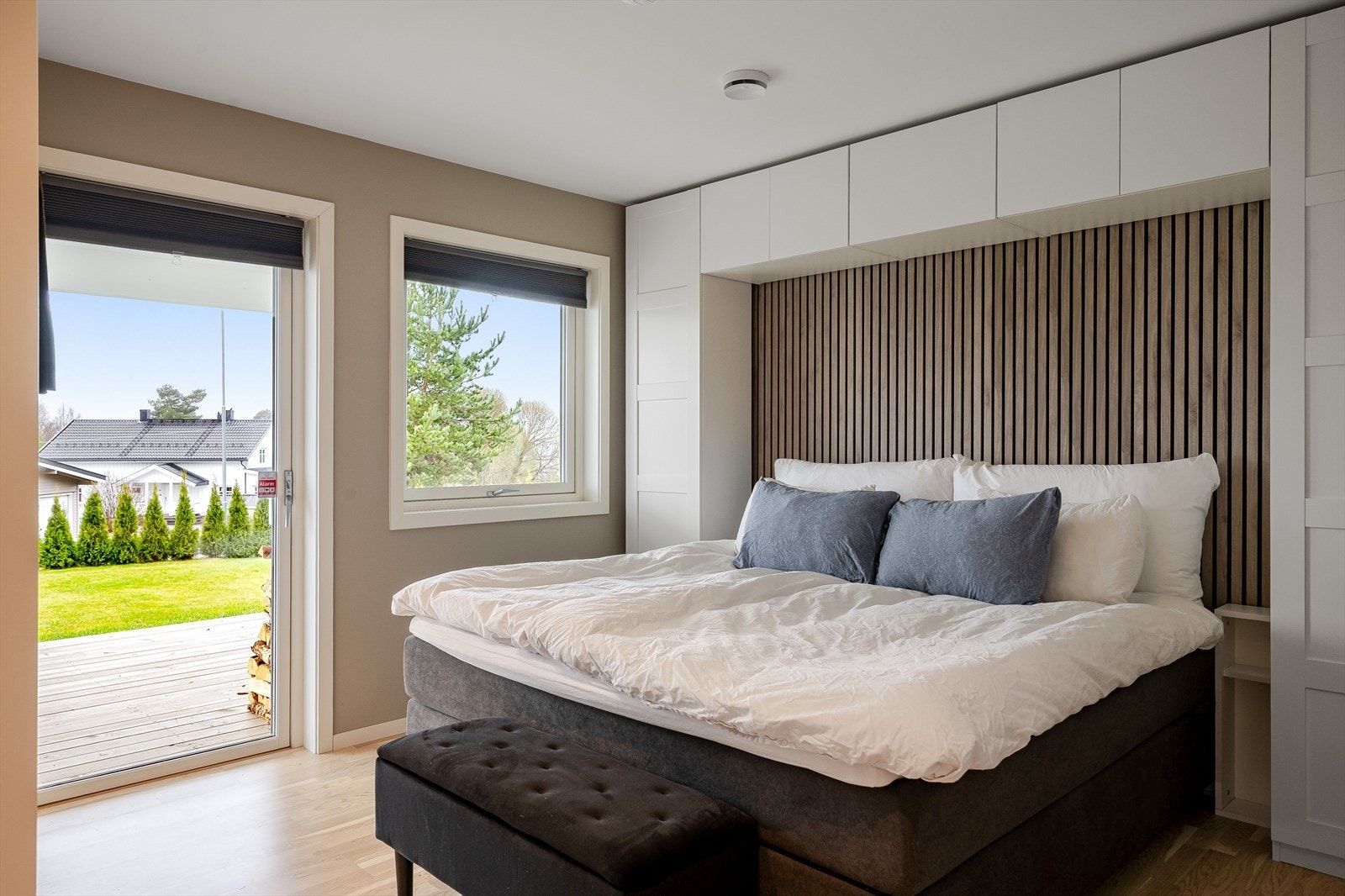 Hovedsoverommet er et lyst og innbydende rom av god størrelse. Galleribilde