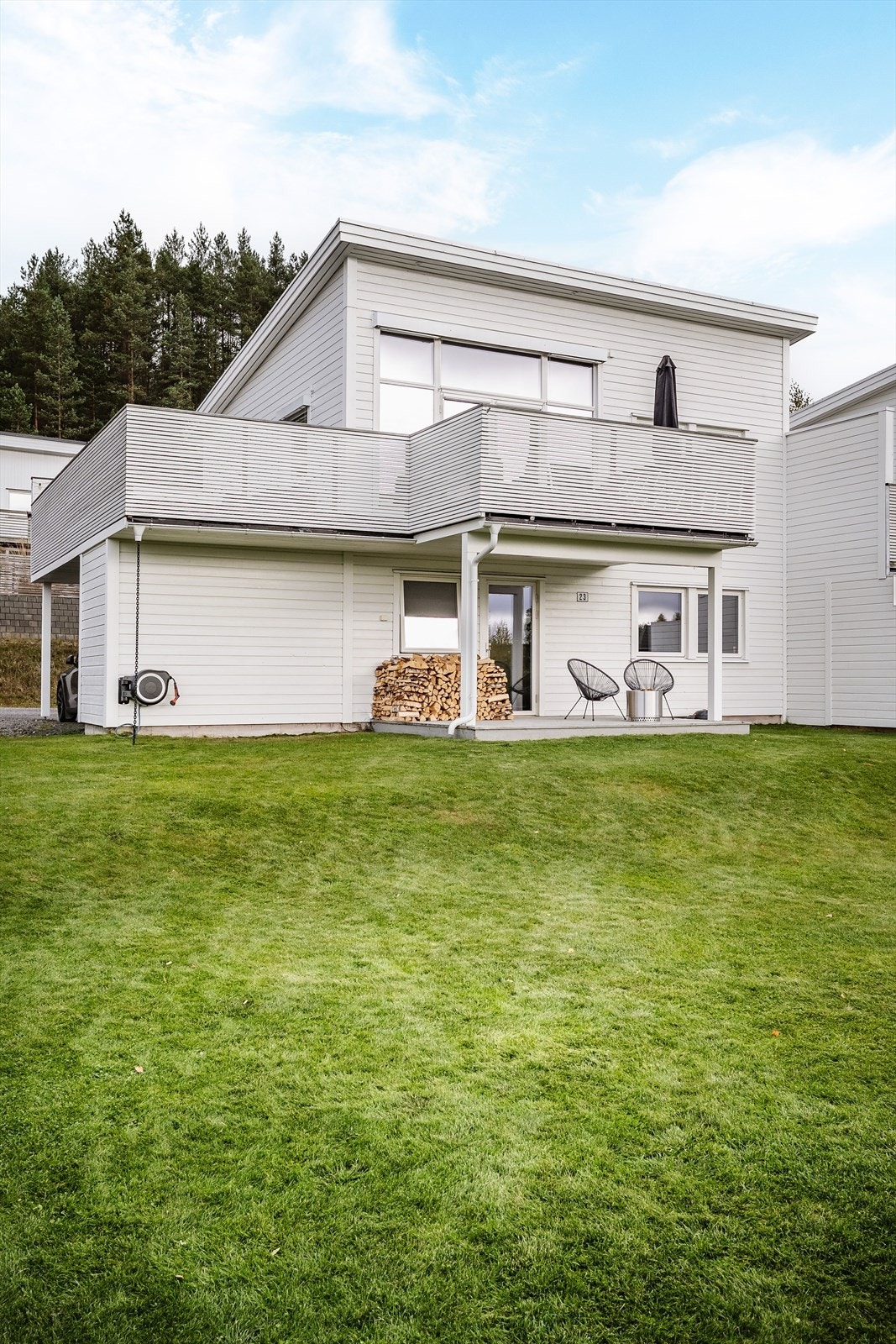 Dette er uten tvil en skikkelig fin plass for lange og late sommerdager! Det er også kort gange til populær badeplass ved Sagtjernet og Vesletjernet. Galleribilde