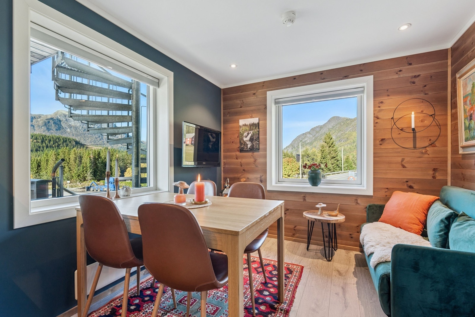 Stuekrok med sovesofa Galleribilde