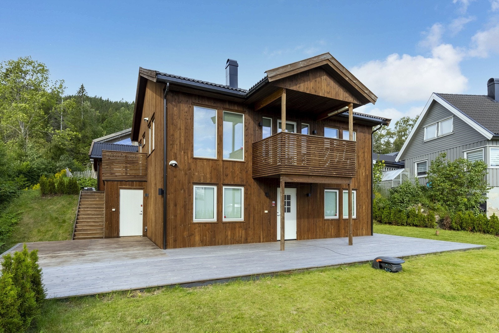 Velholdt og moderne enebolig med 2 etasjer
Foto: Trond Reder Galleribilde