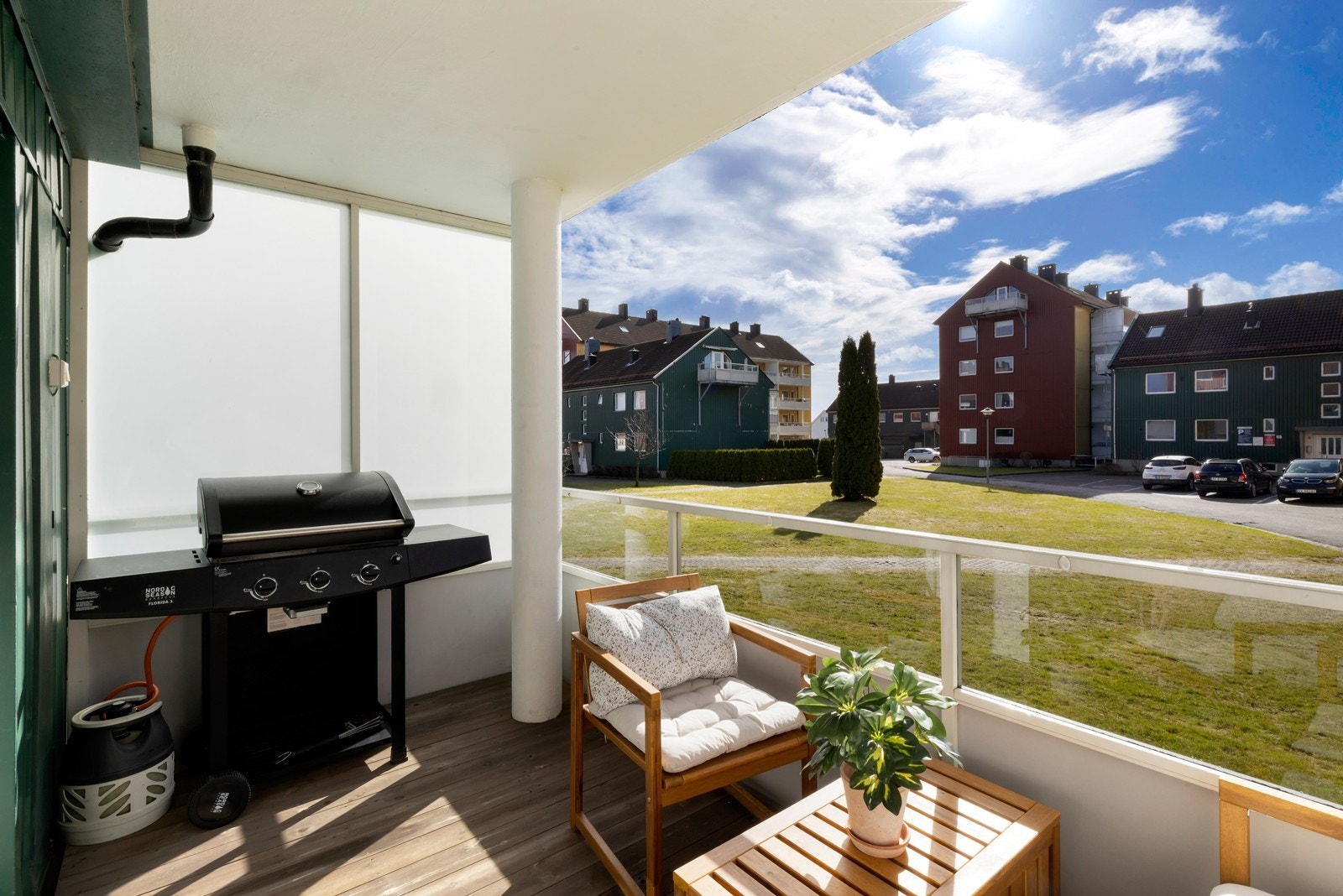 Solrik overbygd balkong Galleribilde