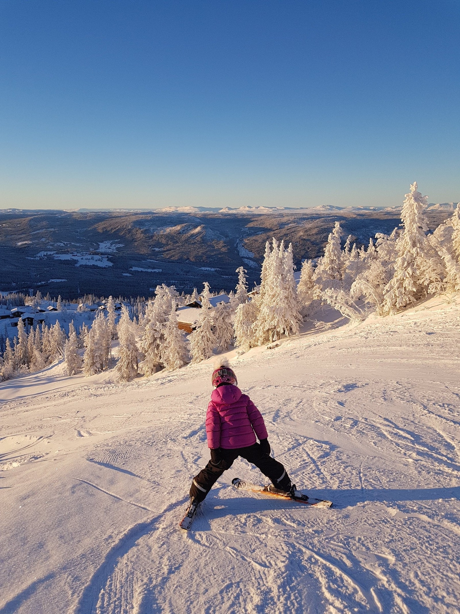Ned til Nattenløypa fra Panoramaheisen. Galleribilde
