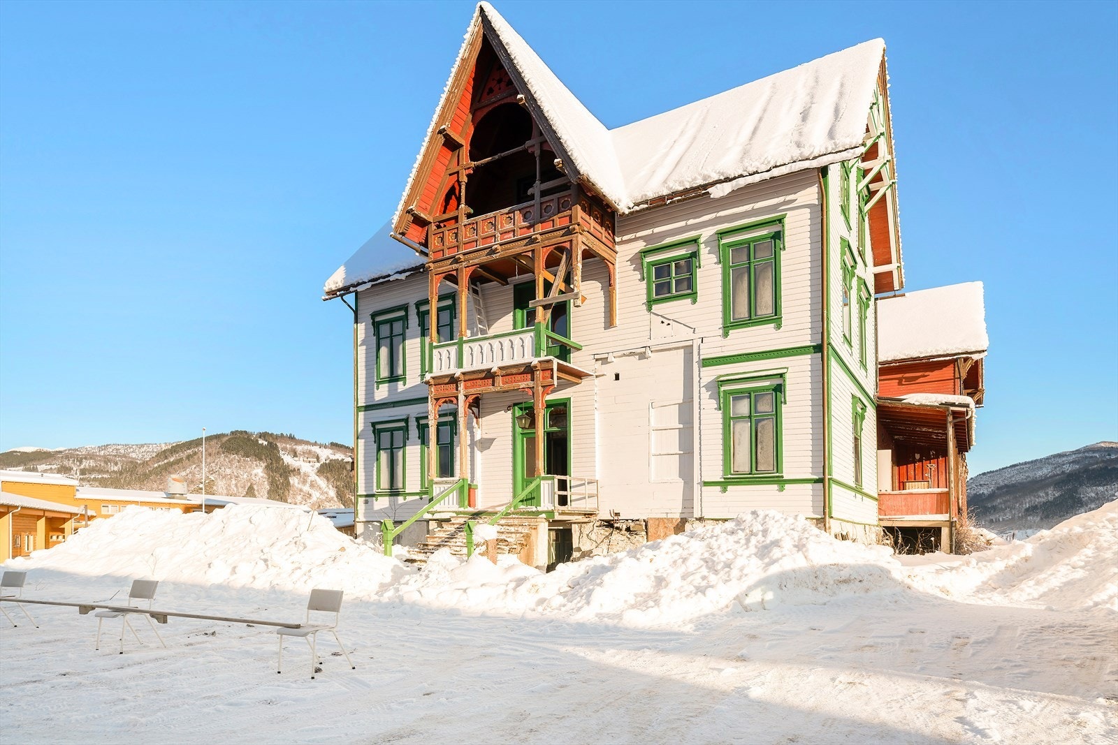 Tomten måler 3 481,6 m². Galleribilde