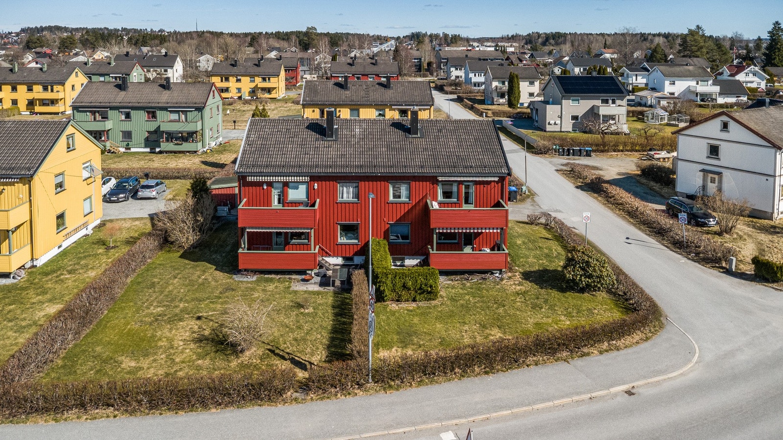 Lokalmegleren & Partners v/Thomas Isaksen ønsker deg velkommen til Høgdveien 8 Galleribilde