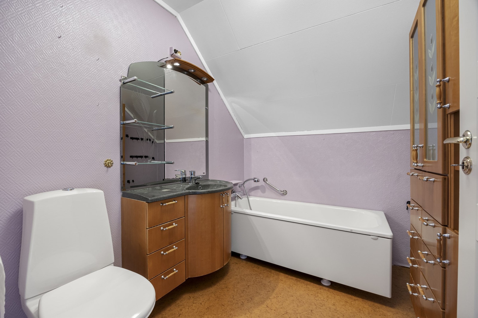 Bad 2 etg. Galleribilde