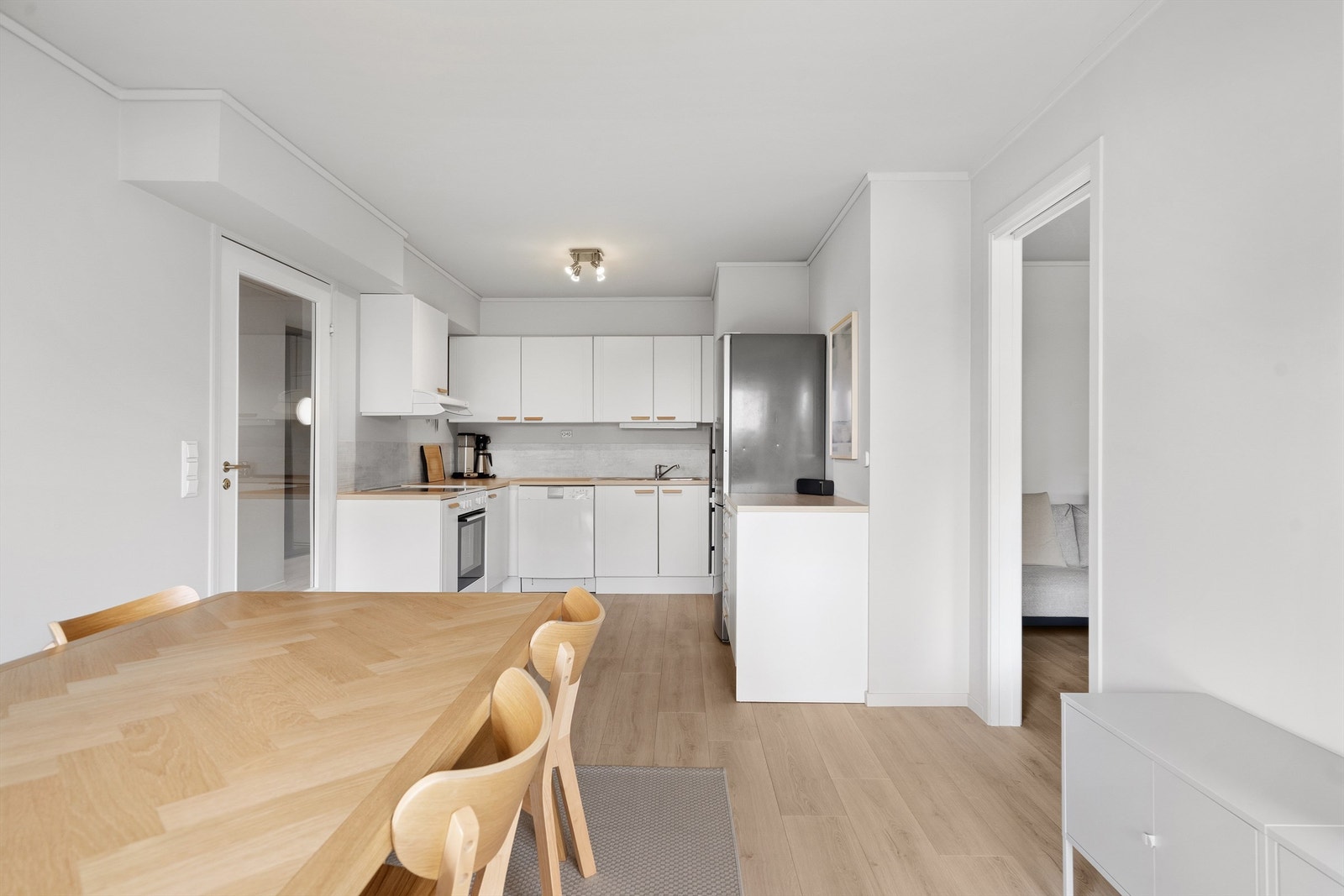 Leiligheten har en gjennomgående og arealeffektiv planløsning på 62 m² Galleribilde