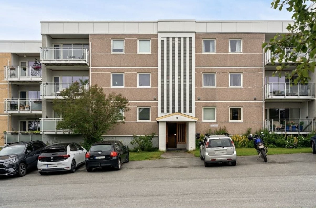 Parkering utenfor bygget Galleribilde