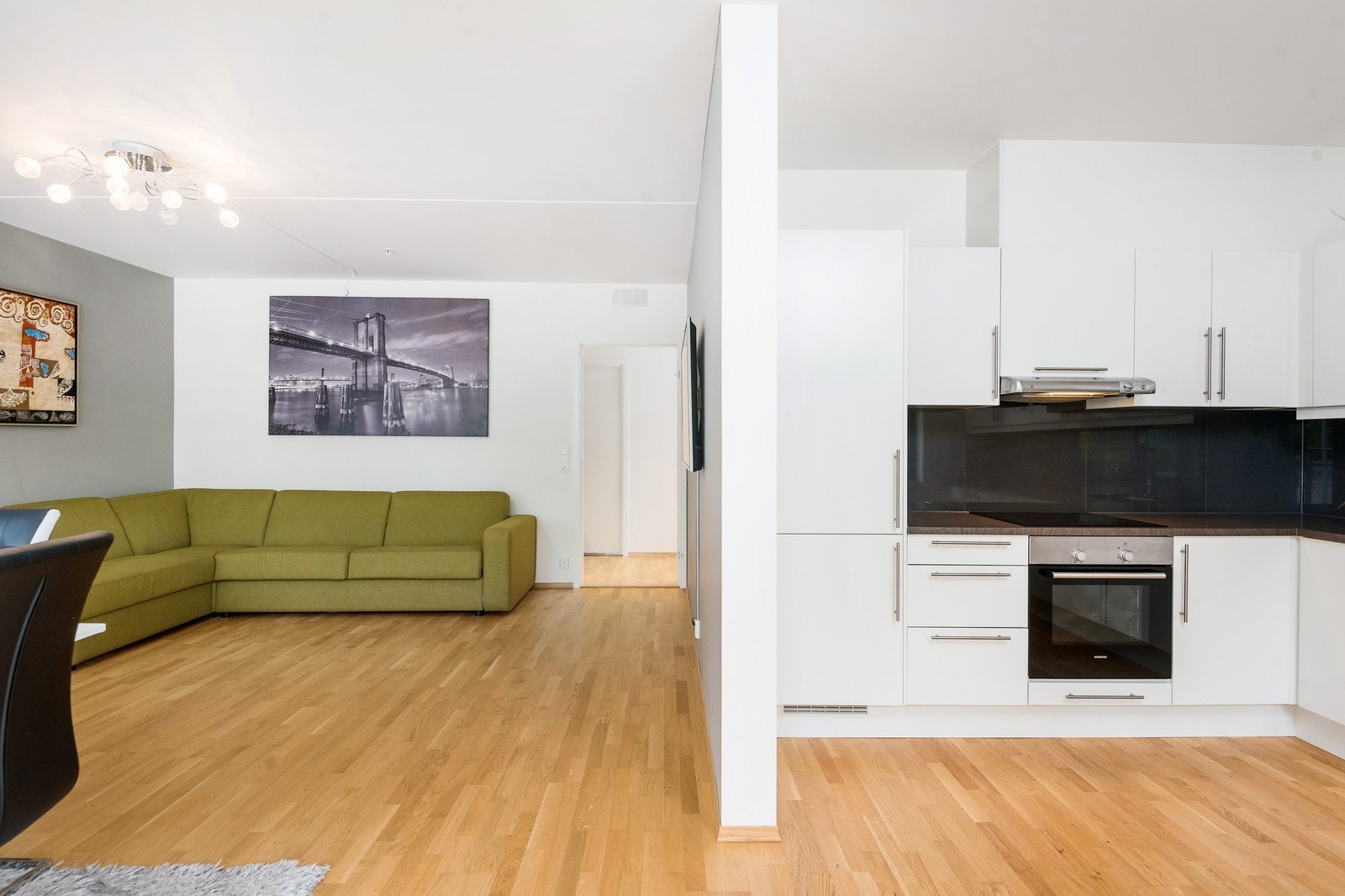 Stue/kjøkken Galleribilde