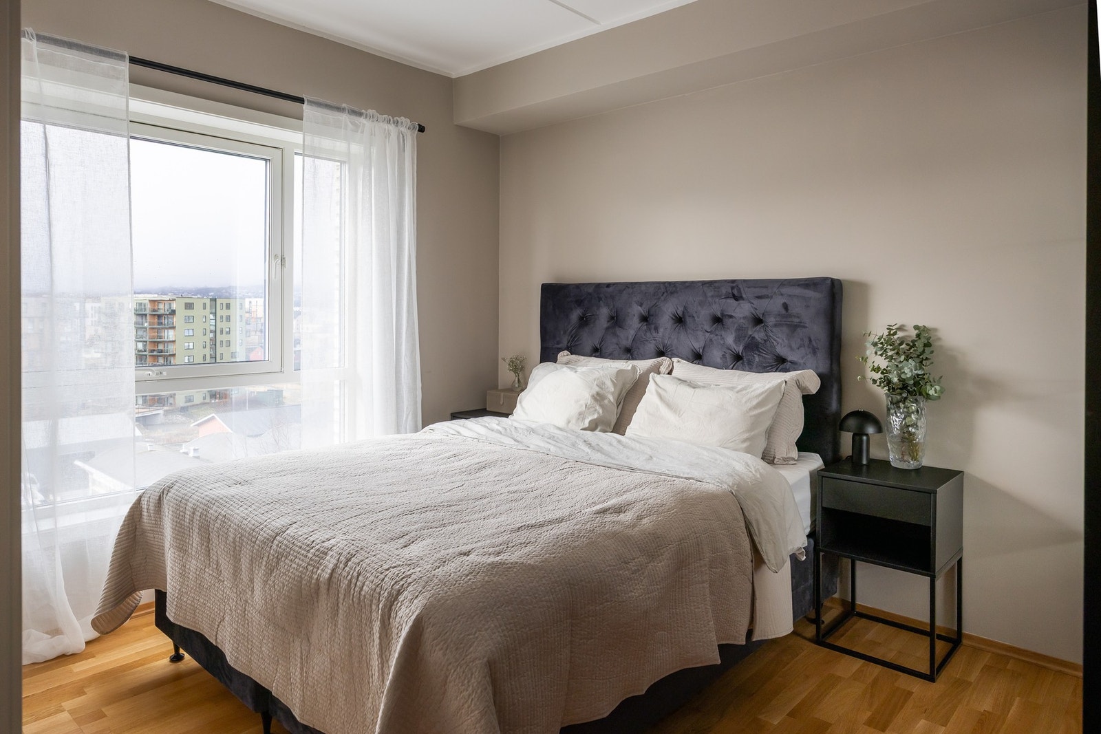 Leiligheten har to gode soverom. Galleribilde