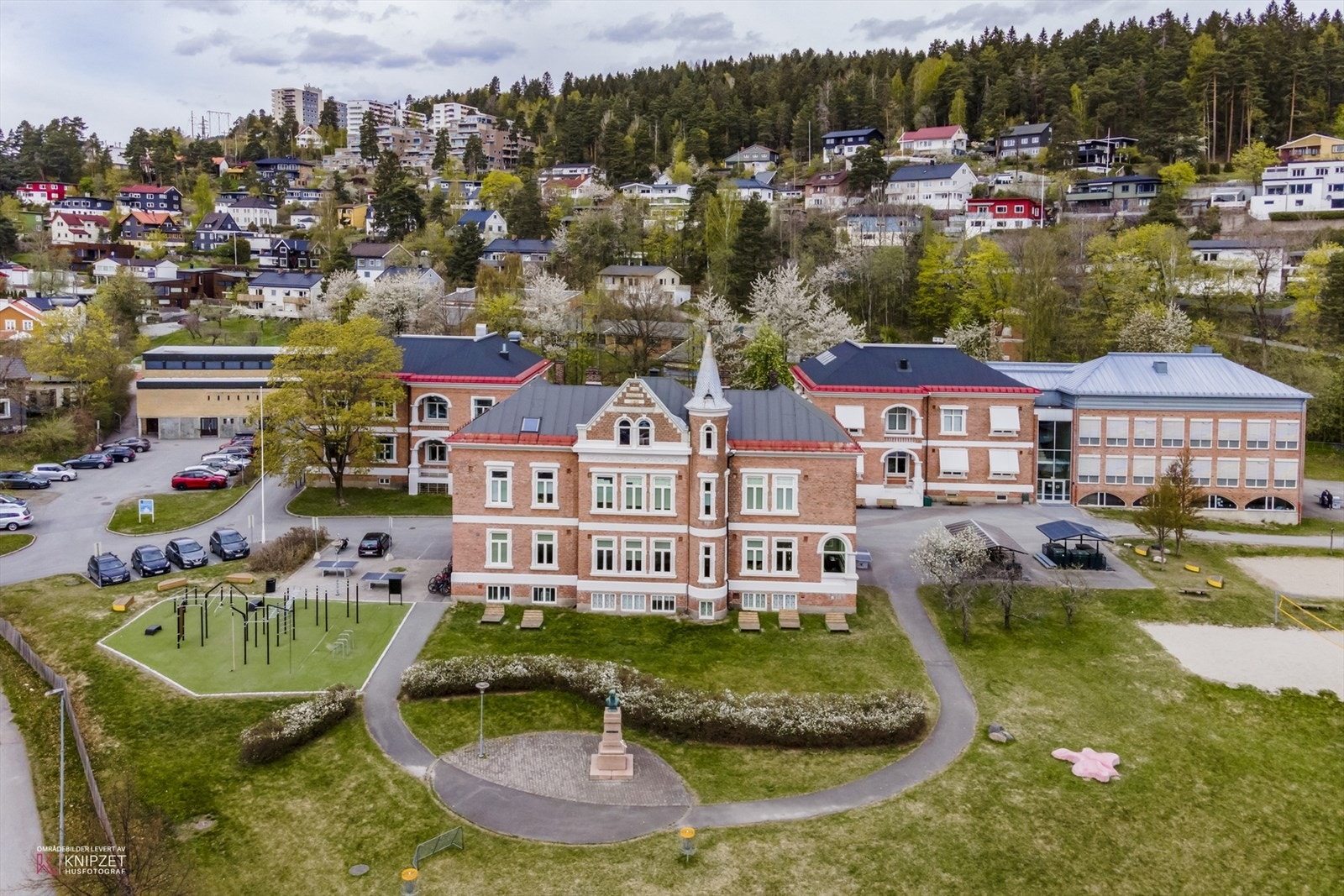 Det er kun ca. 4 min gange til Børresen skole Galleribilde
