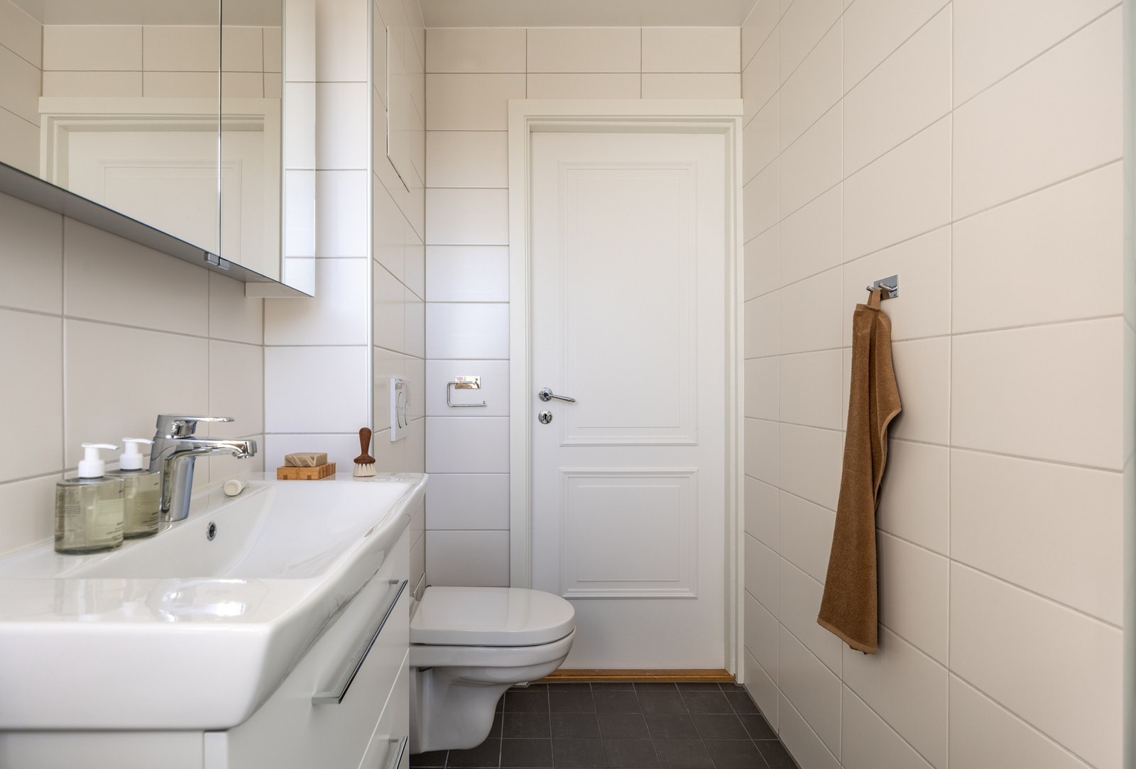 Badet har opplegg for vaskemaskin. Galleribilde