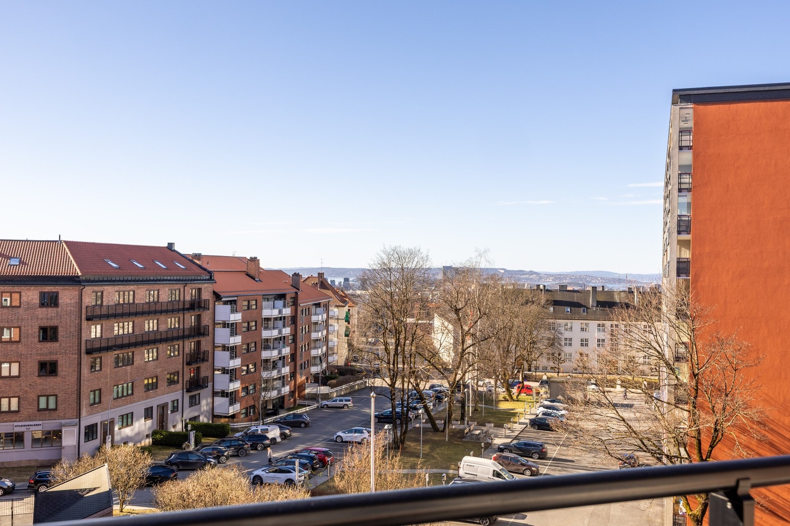 Gangavstand til blant annet Carl Berner, Torshov, Grünerløkka, Tøyen og Sentrum. Galleribilde