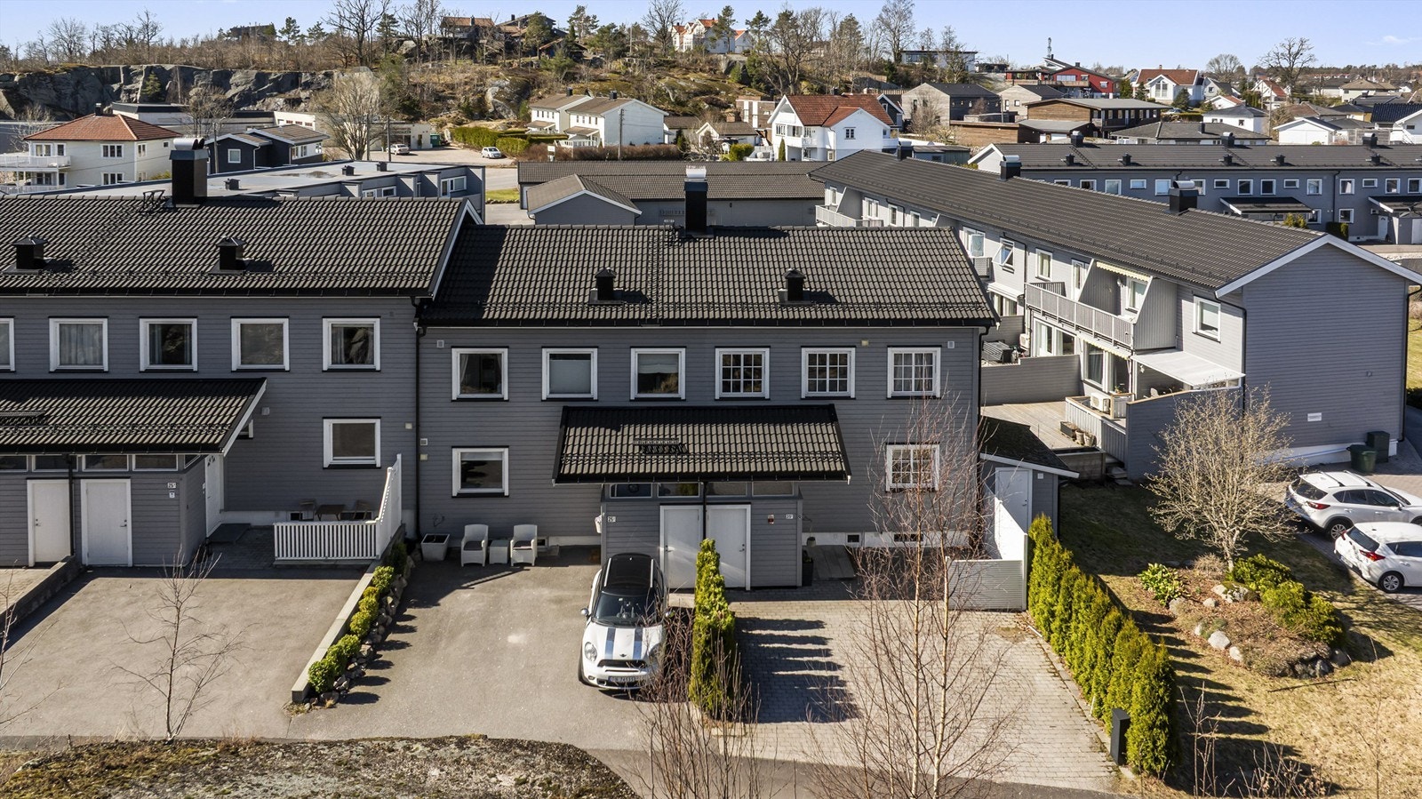 Praktisk med parkering ved inngangspartiet Galleribilde