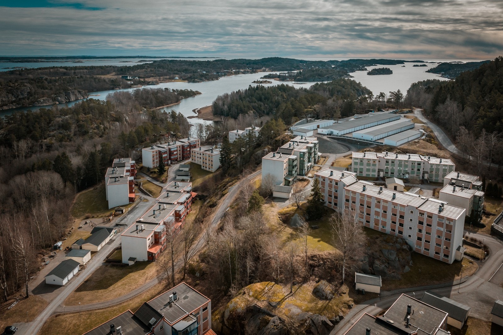 Kort vei fra leiligheten til garasjen Galleribilde