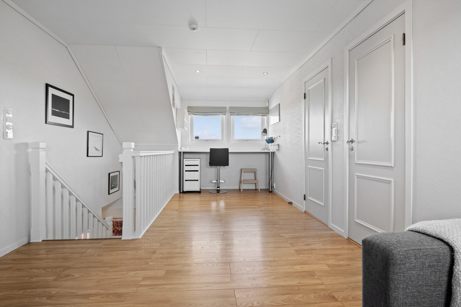 I 2. etasje er det god plass til både sofakrok og kontorplass. Galleribilde