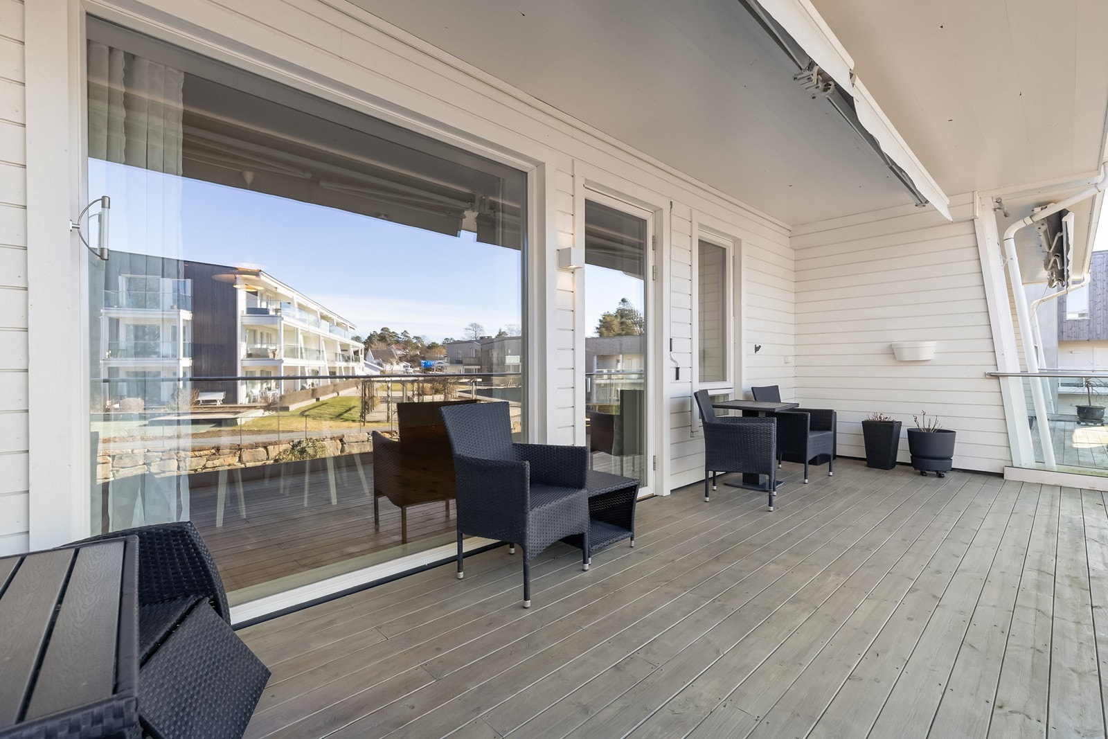 Her er det god plass for utemøblering. Galleribilde
