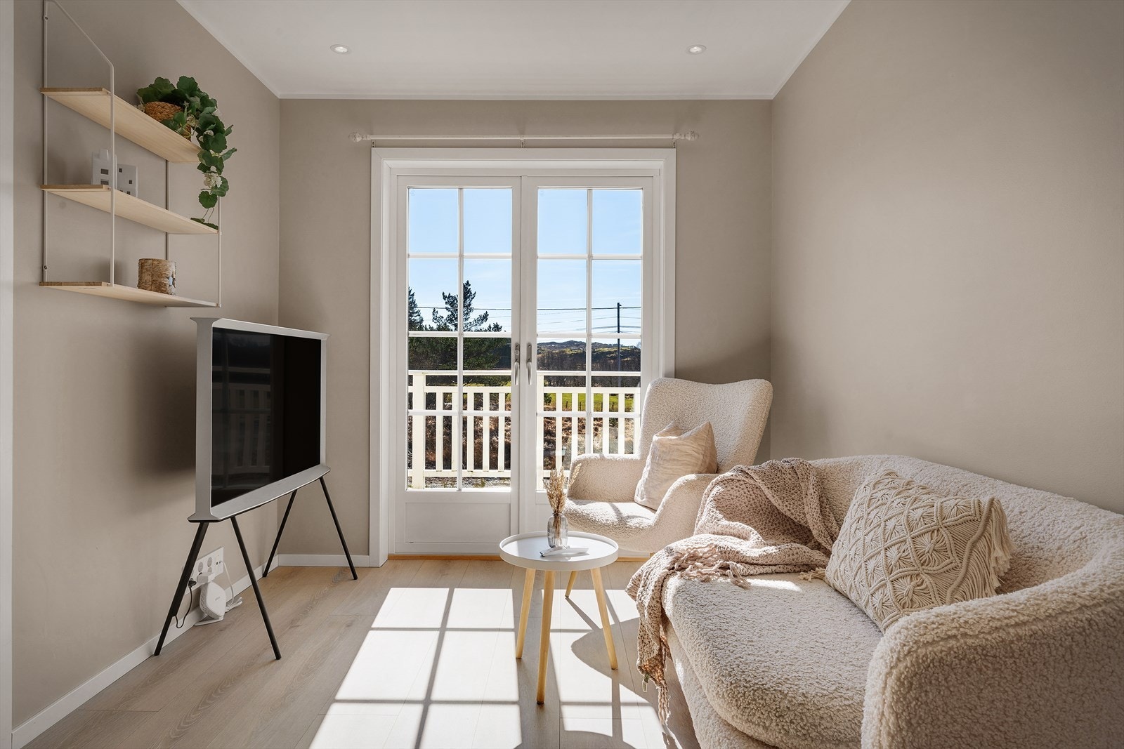 - Loftstuen måler 18,7m² - Galleribilde