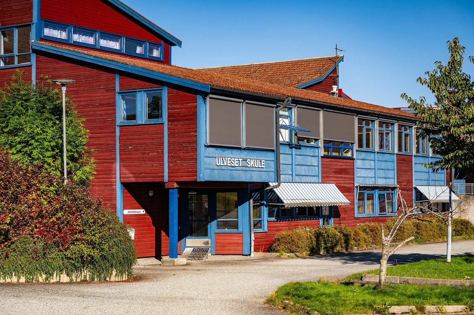 - Gangavstand til Ulveset skole med fortau fra boligen og helt frem - perfekt for barna som ønsker å gå eller sykle til skolen - Galleribilde