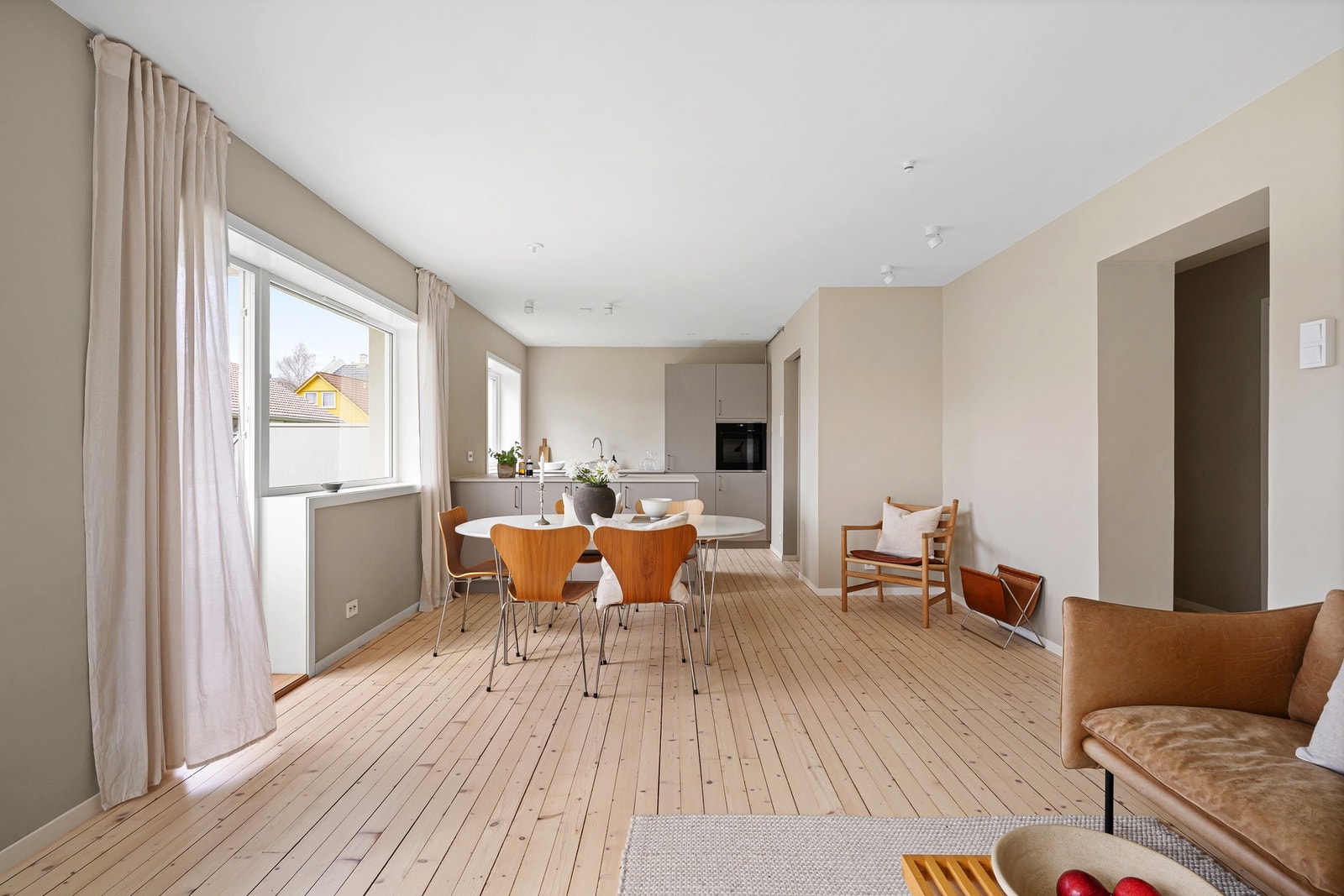 Stue/kjøkken. Galleribilde