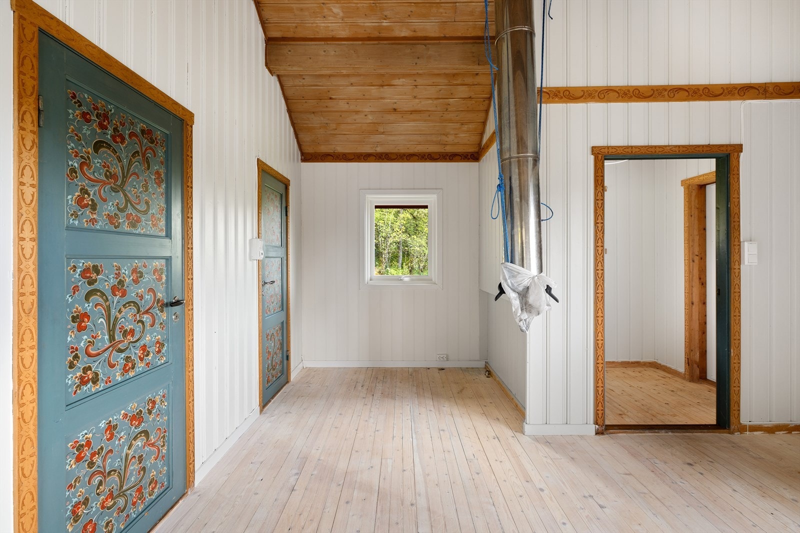 Stuen er av fin størrelse, og lett å innrede. Galleribilde