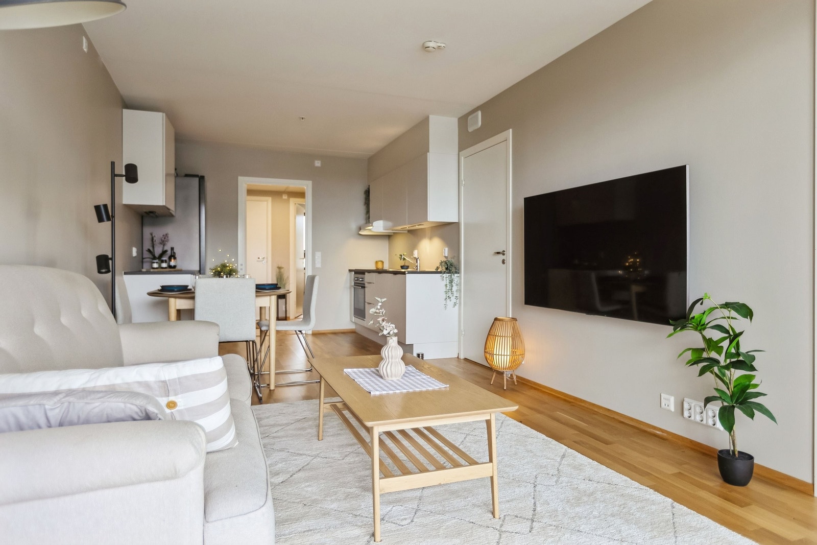 Stue sett fra veranda Galleribilde