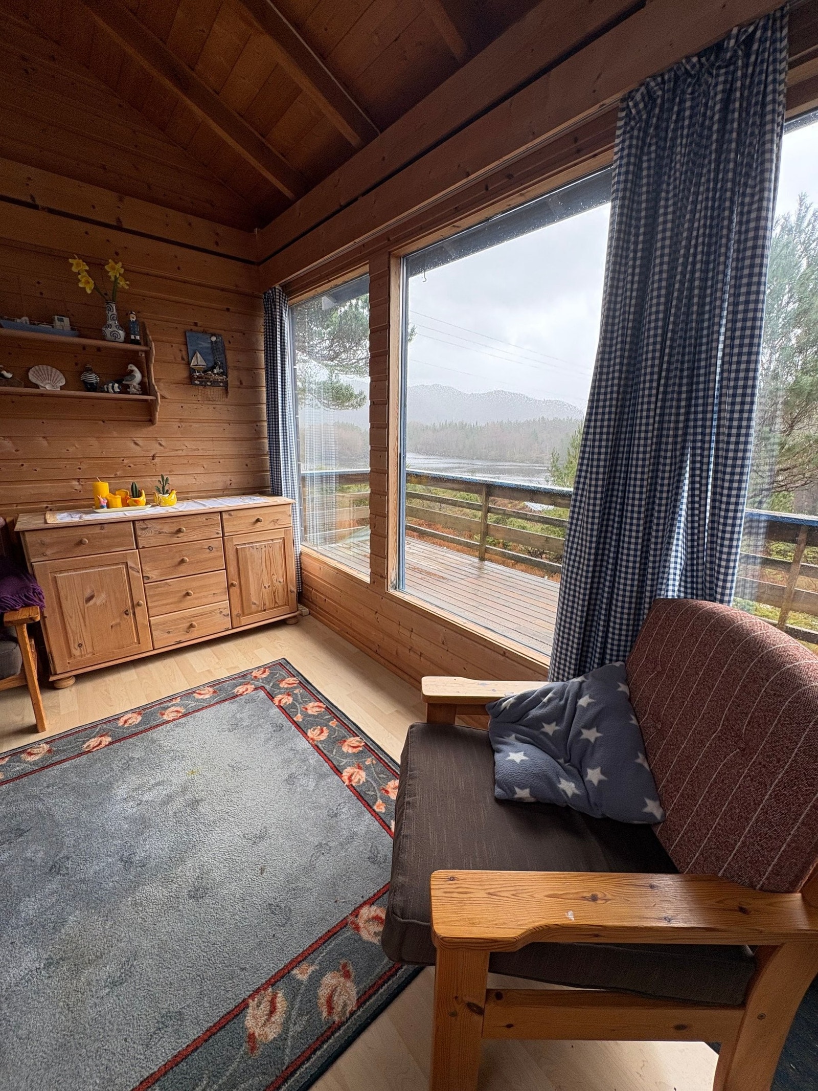 Fjordutsikt fra stue. Galleribilde