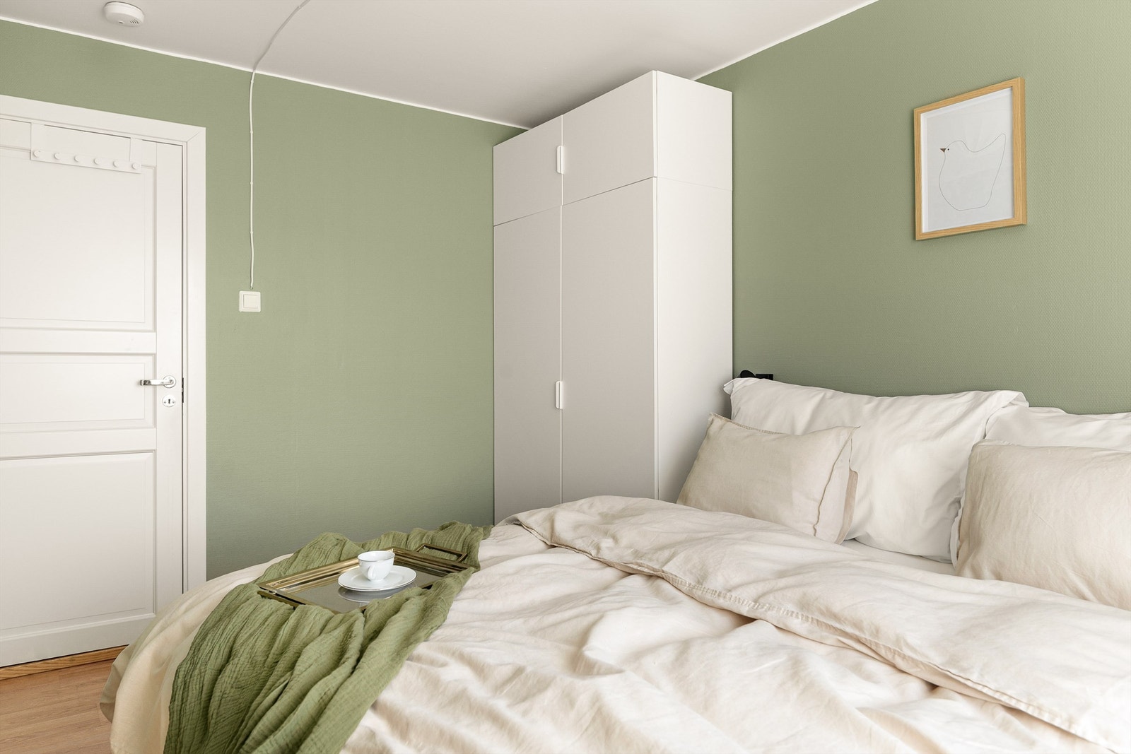 - Innredet med garderobeskap - Galleribilde
