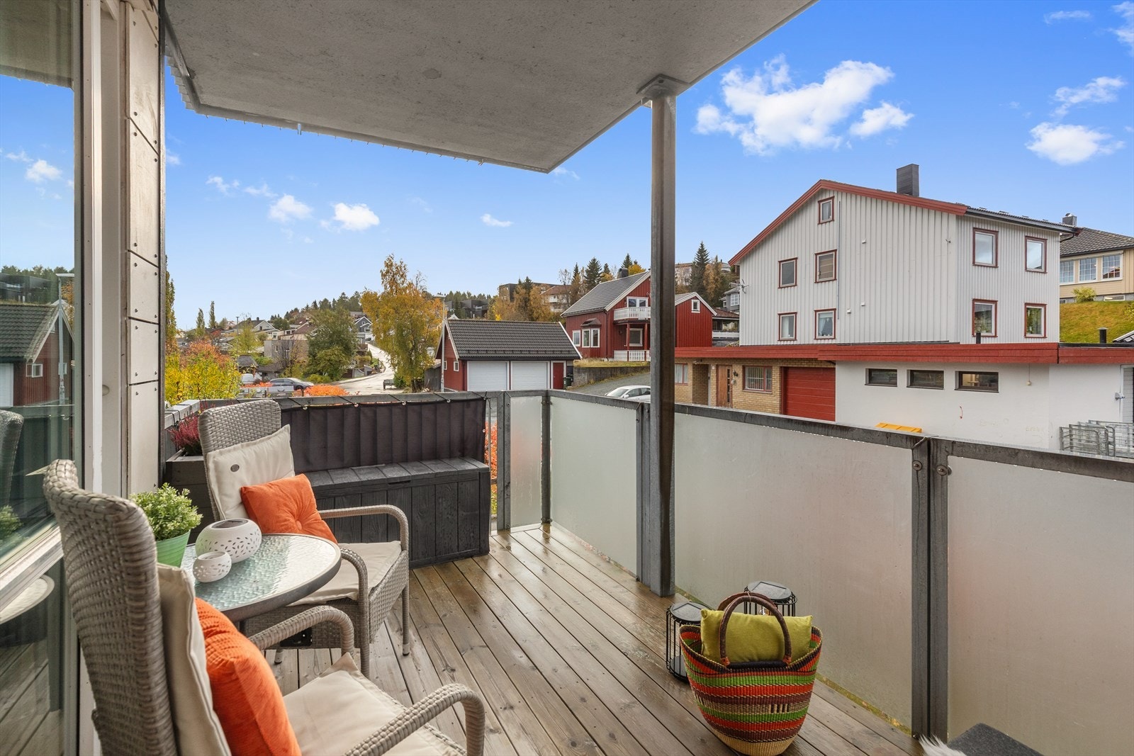 Selger opplyser at man har sol fra ca. 11 til 19:30 på sommeren. Galleribilde