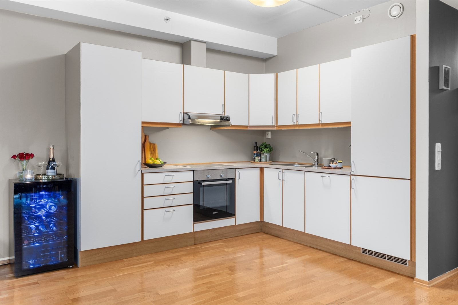 Over koketopp er det etablert meknisk avtrekk om er vurdert til TG1 av takstmann. Galleribilde