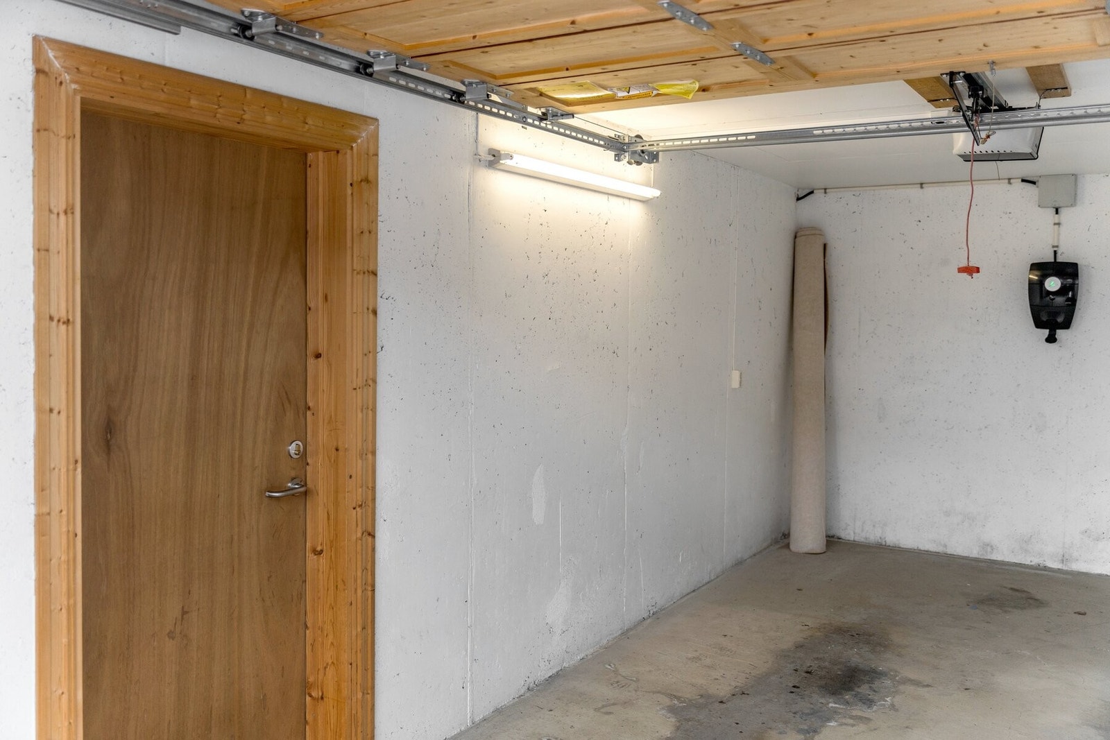 Garasje og bod følger med - med mulighet for lading av el-bil. Galleribilde
