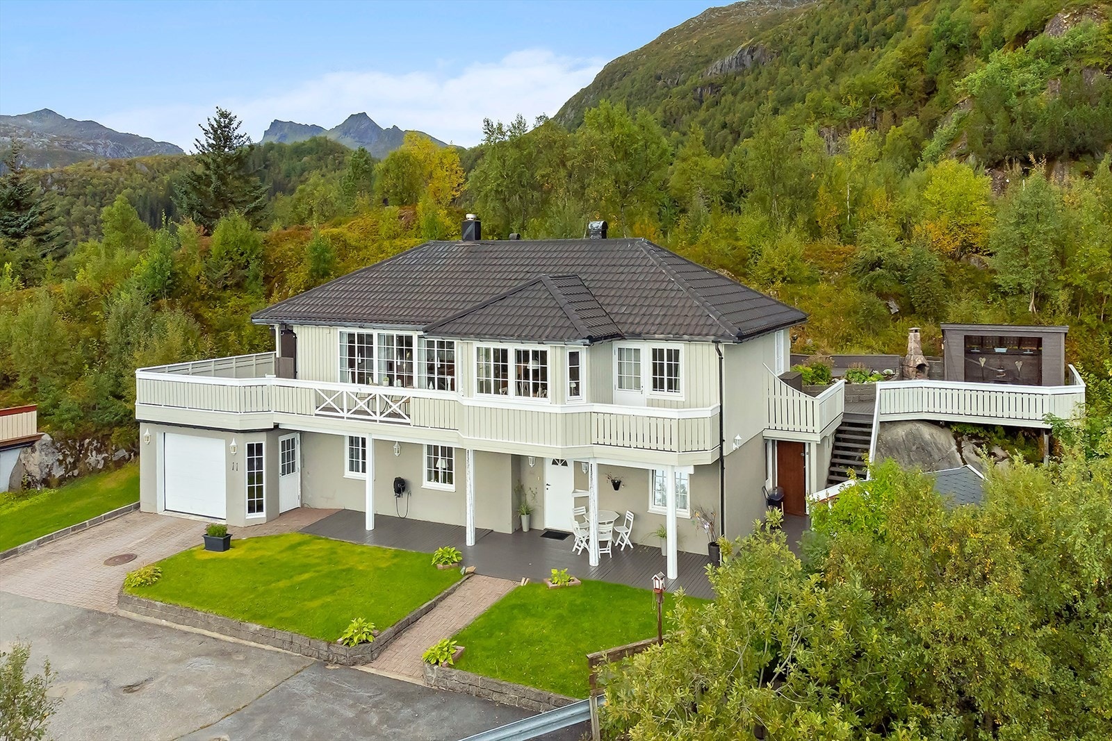 Meget pent hus med et veldig bra uteområde Galleribilde