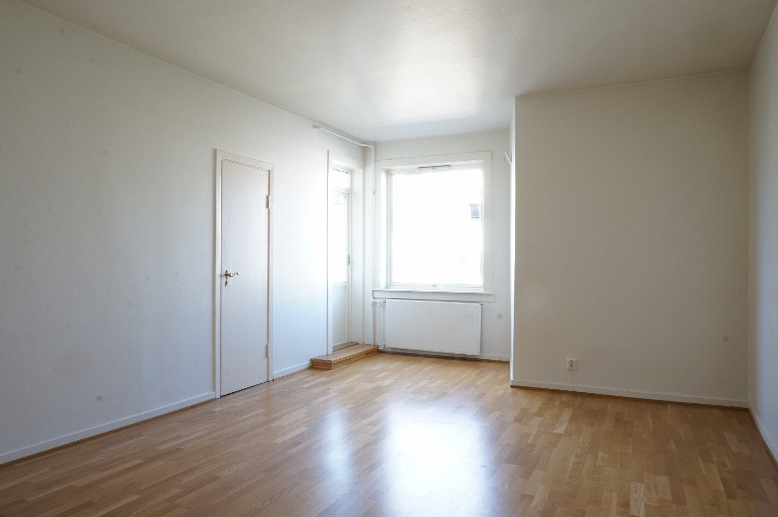 Stue med utgang til balkong Galleribilde