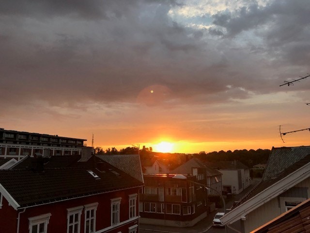 Selgers private bilde - Solnedgang 21. Juli kl. 21:25.. Galleribilde