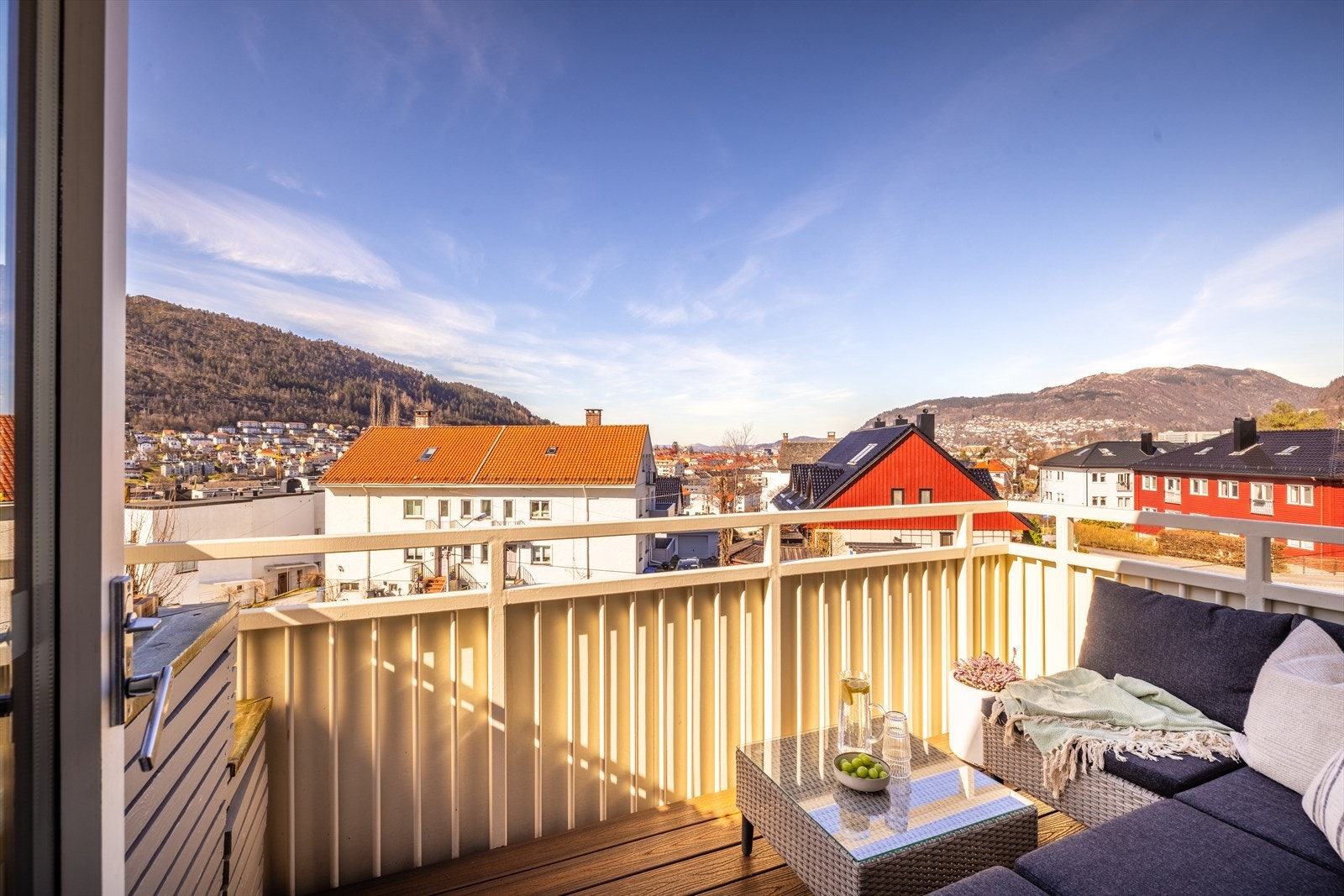 Velkommen til Fageråsen veien 21 A presenter av Thomas Moldestad Olsen v/EiendomsmeglerNorge Galleribilde