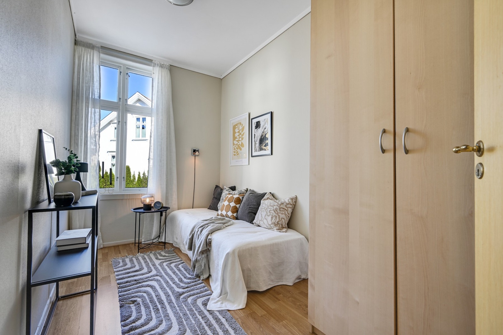 Fin plass til garderobeskap også her Galleribilde