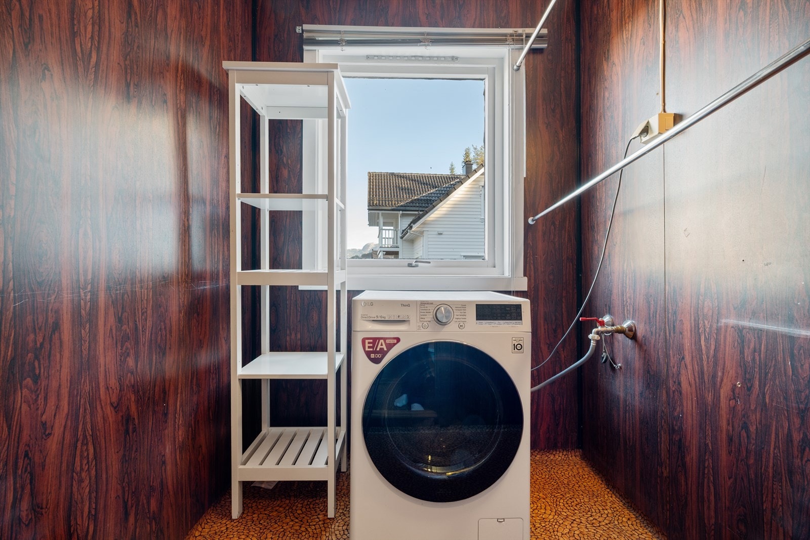 Eldre vaskerom. Galleribilde