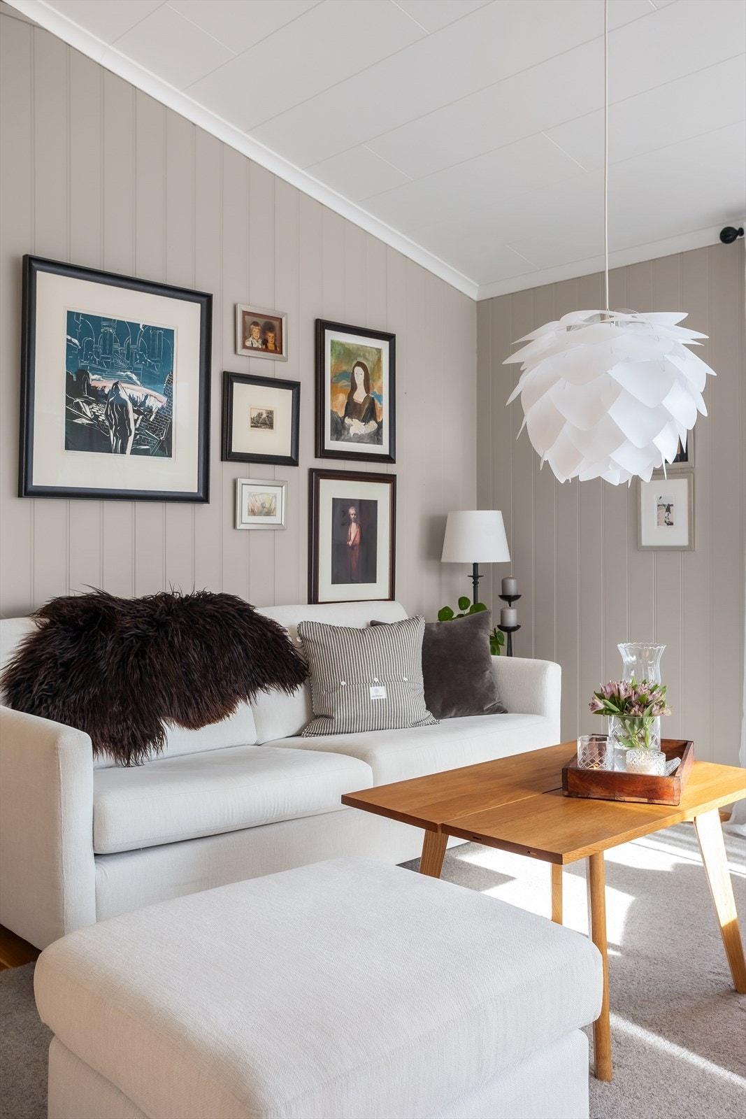 God plass til sittegruppe Galleribilde