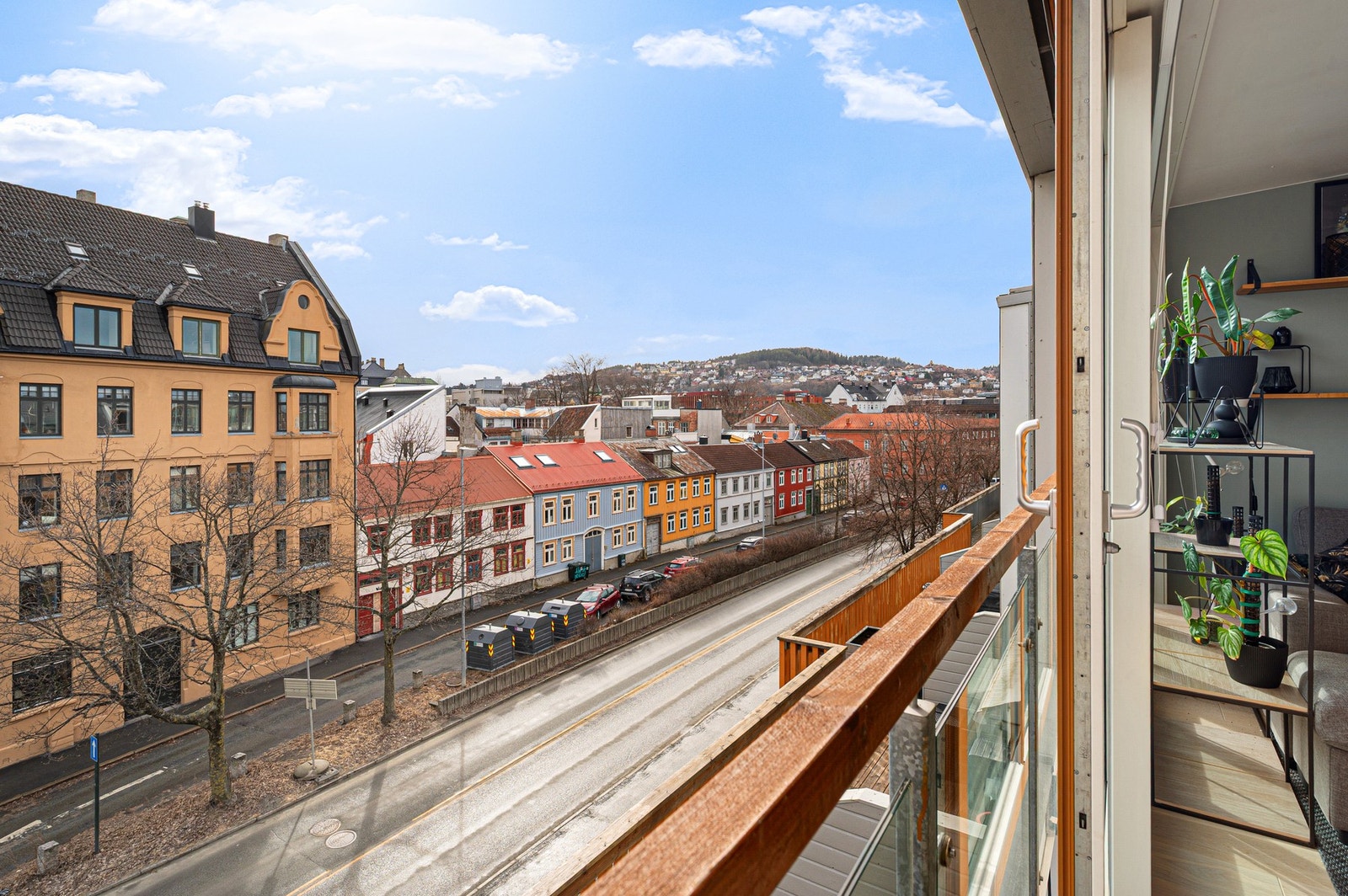Fra byggets toppetasje har man godt overblikk over store deler av Midtbyen og en flott utsikt. Galleribilde