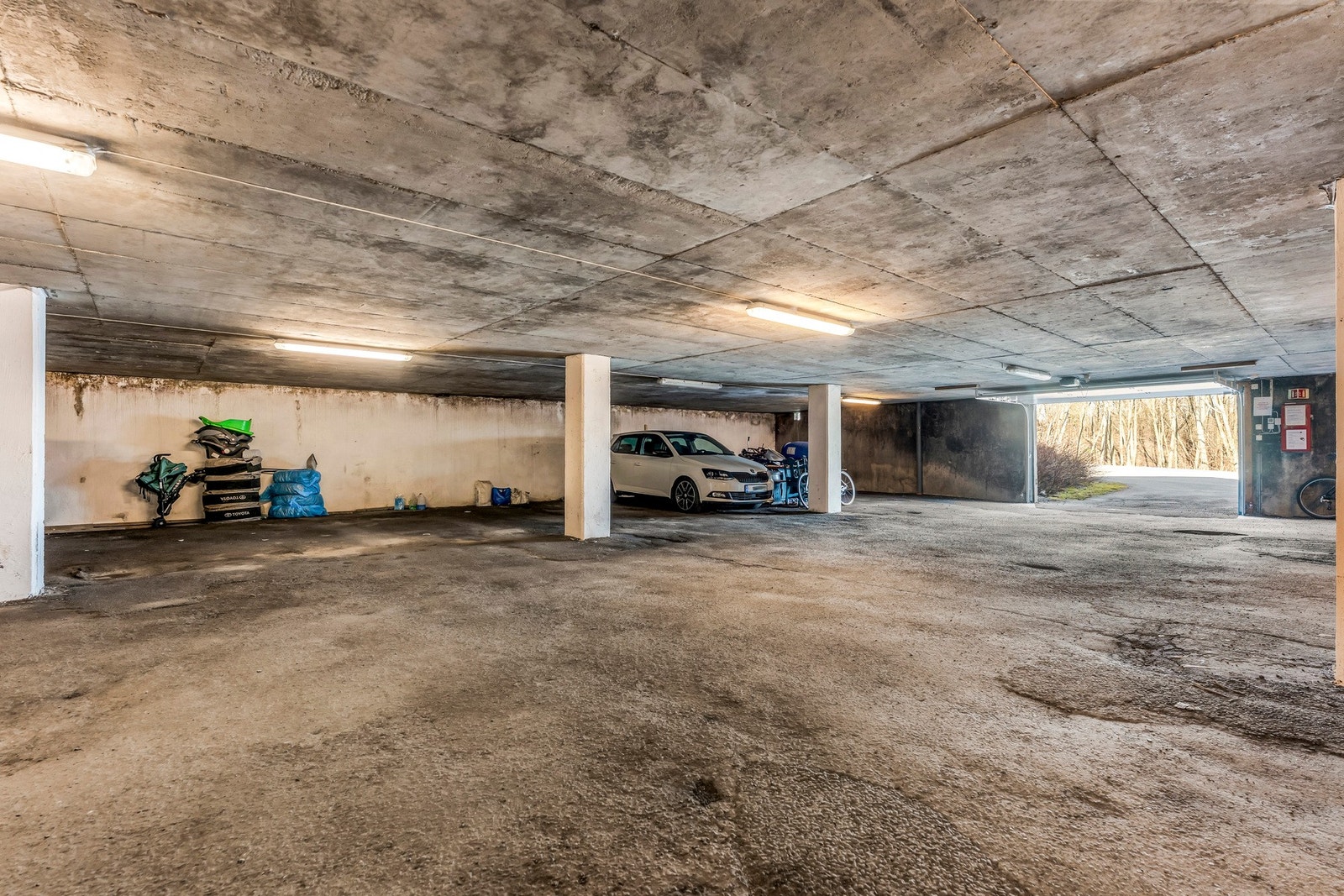 Egen parkeringsplass Galleribilde