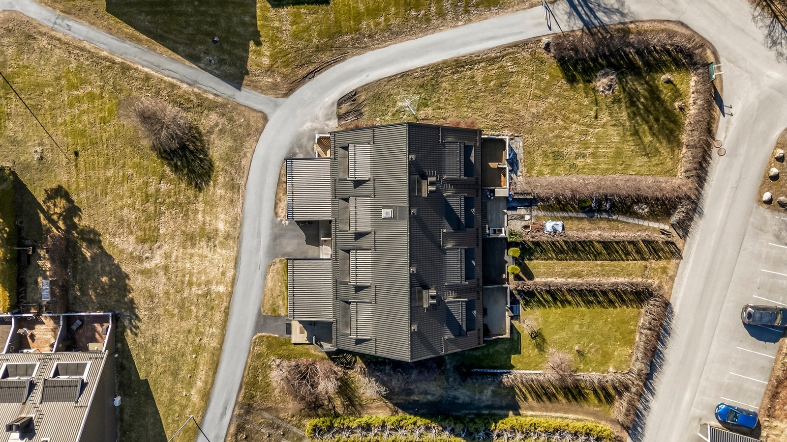 Fugleperspektiv over tomten Galleribilde