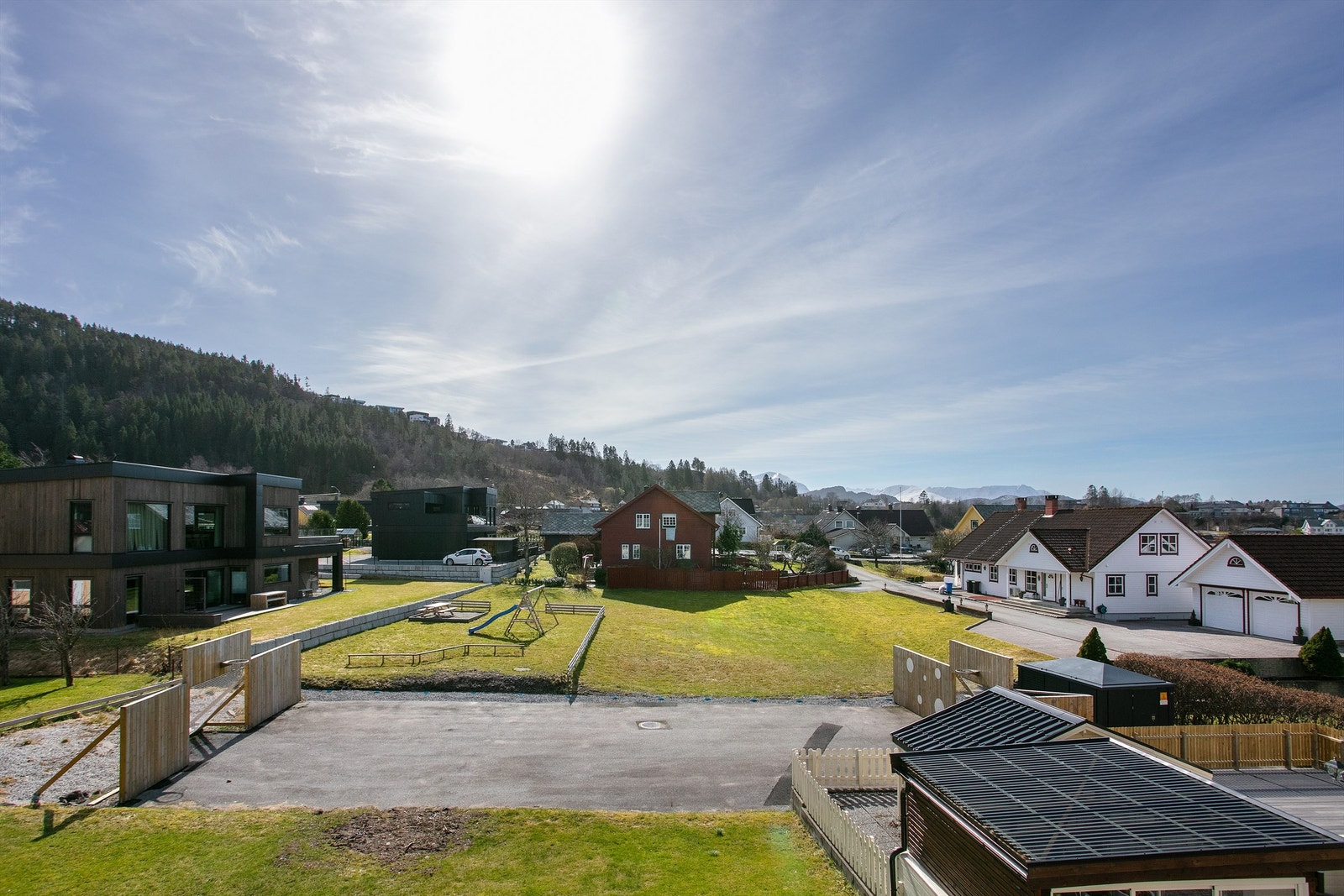 Flott utsikt mot sydvest med gode solforhold Galleribilde