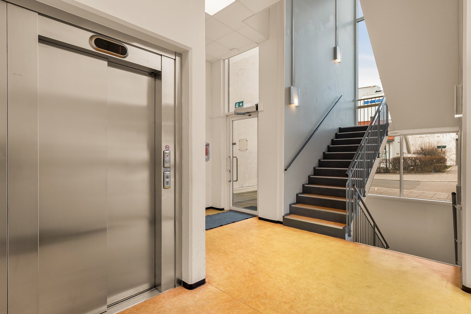 Heis i bygget Galleribilde