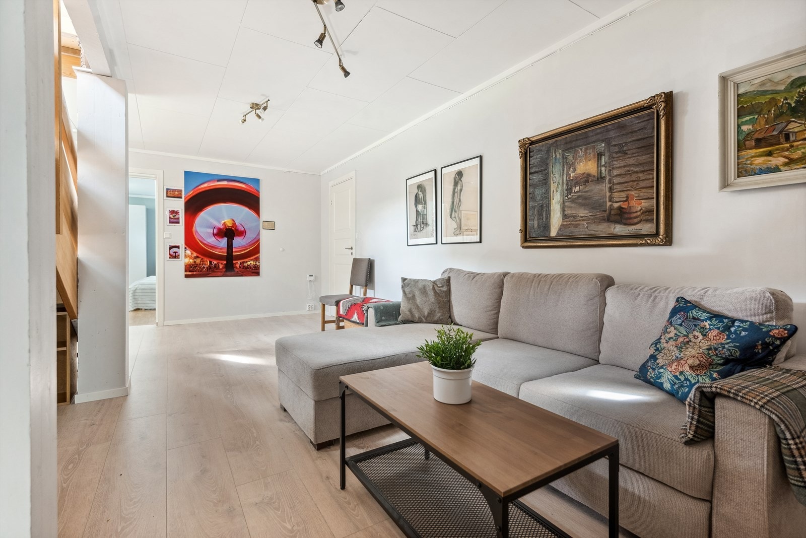 Dette rommet benyttes som kjellerstue Galleribilde