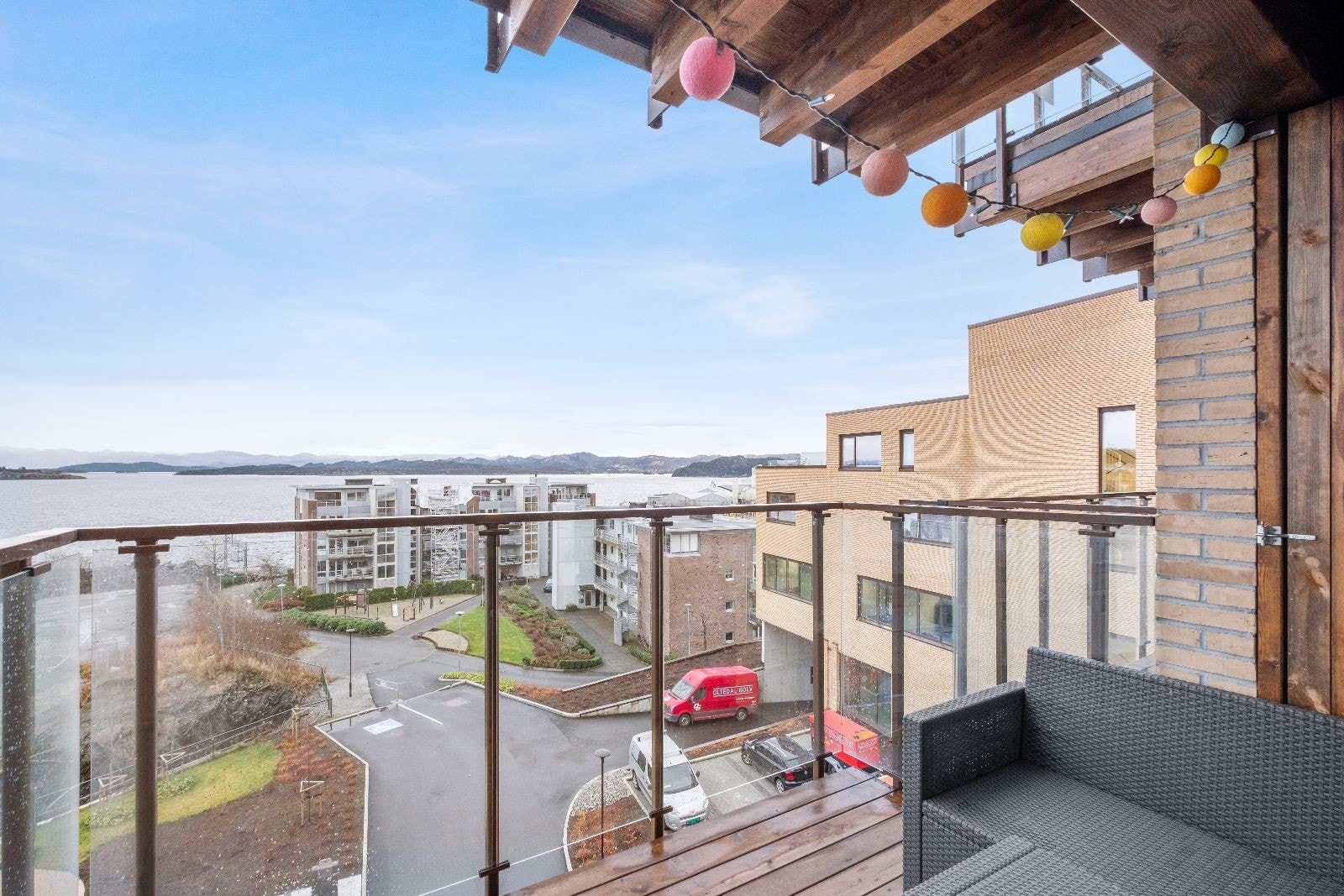 Balkong med flott sjøutsikt Galleribilde