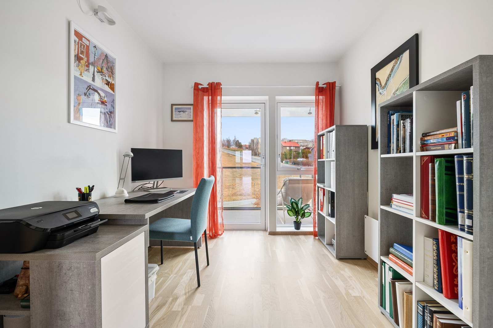 Det tredje soverommet er på 10 kvm, med direkte utgang til balkong. Galleribilde